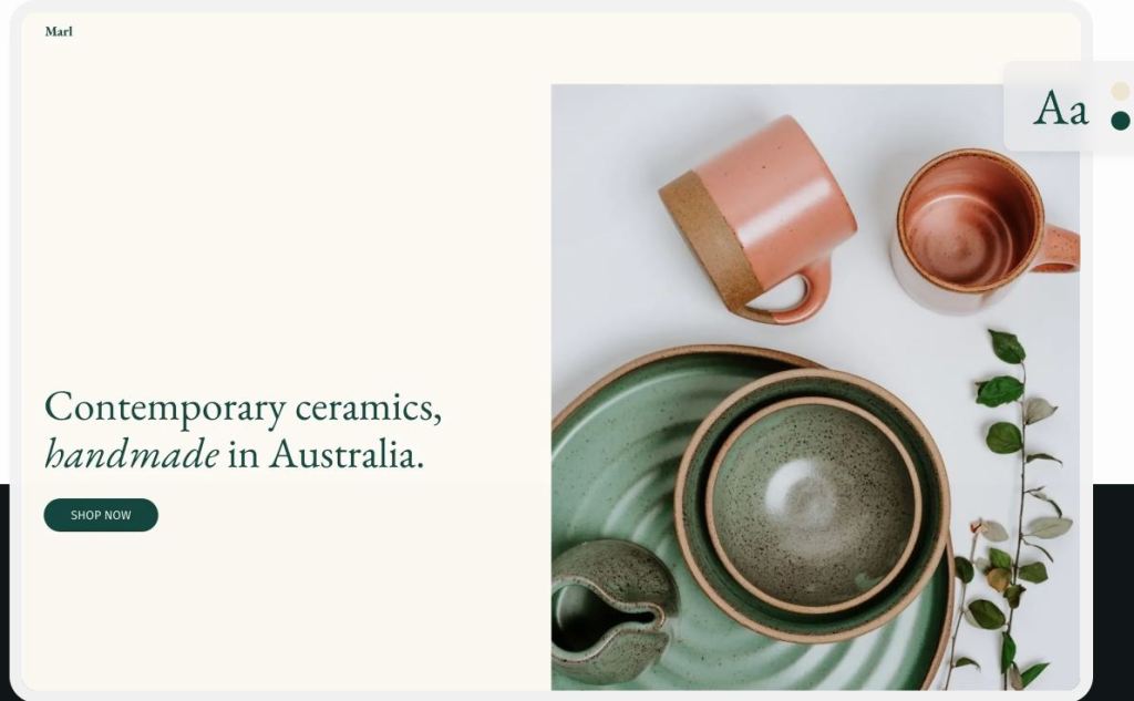 Sfeerfoto van een homepage van een webshop met modern keramiek.